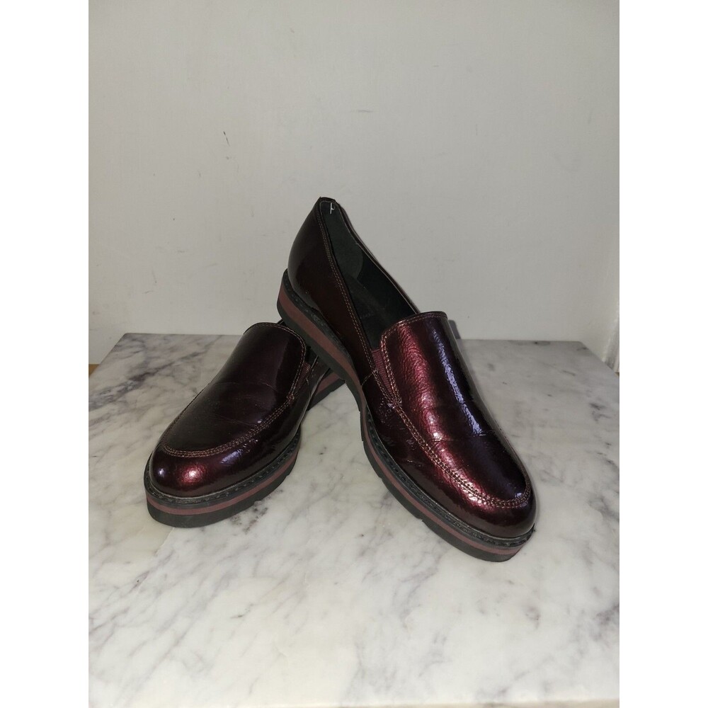 White Mountain 8 Tatum Vino metallic dark red, burgandy patent  loafers